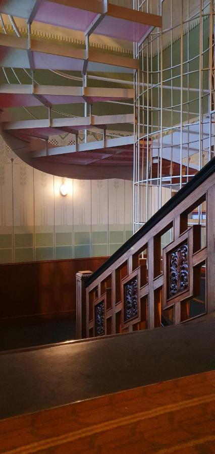 Hotel Okresni Dum Hradec Kralove Luaran gambar